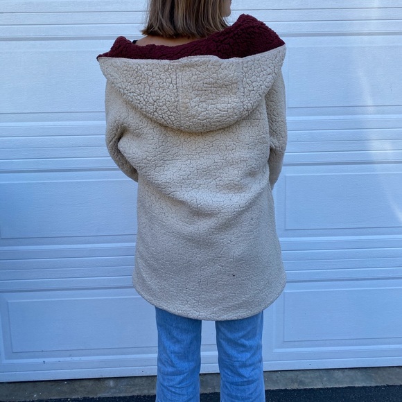 Urban Outfitters jacket - Picture 3 of 4